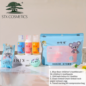 Set de 6 Piezas de Cuidado Infantil para Viaje: Mini Cepillo de Dientes 5G de 35ml, Set de Baño para Bebé y Juguete de Huevos Sorpresa - Product Image 1