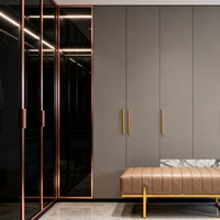 Armoire encastrée en bois économique sur mesure pour vêtements