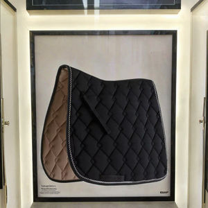 סט רכיבה איכותי של יורו קאוול אינדסטריז, רפידות אוכף בצבע ירוק ציד, עטיפות פולו, כיסוי אוזניים, מילוי פוליאסטר - Product Image 3