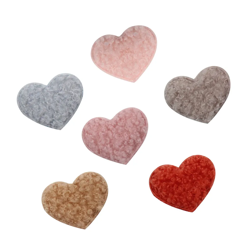 Almohadillas de fieltro de corazón y lana de peluche para el Día de San Valentín, hechas a mano, accesorios para el cabello, tocados para niña, novedad de 2020