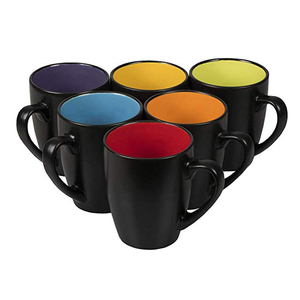Tasse à café réutilisable personnalisée en noir mat 11oz tasses en céramique colorées à l'intérieur - Product Image 1