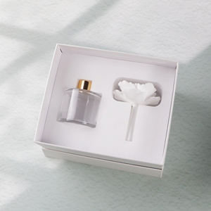 <span class=keywords><strong>Diffusore</strong></span> di Fragranza Finru in Vetro da 50ML con Fiori in Ceramica, Deodorante per Ambienti con <span class=keywords><strong>Oli</strong></span> <span class=keywords><strong>Essenziali</strong></span> - Product Image 2