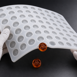 Molde de silicona redondo TH para gomitas, bandeja depositadora antiadherente de platino de grado alimenticio con múltiples cavidades de 2 ml, venta al por mayor de fábrica - Product Image 4