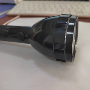 Đèn <span class=keywords><strong>LED</strong></span> An Ninh Tuần Tra Mạnh Đèn Pin Tay Cầm Dài Đèn Pin <span class=keywords><strong>Led</strong></span> Nhựa Sạc Được Bán - Product Image 2