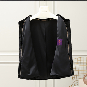 2025 nuovo gilet <span class=keywords><strong>di</strong></span> pelliccia <span class=keywords><strong>di</strong></span> <span class=keywords><strong>visone</strong></span> Saga da donna autentico capospalla invernali Casual giacca senza maniche naturale senza maniche - Product Image 4