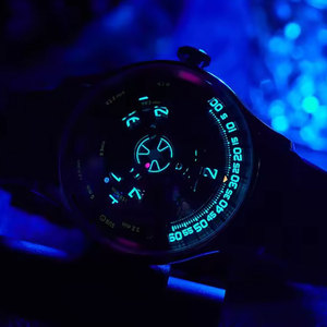Fabricación de relojes automáticos personalizados con logotipo Space Wandering Hour para hombre, de acero inoxidable 316L, con cristal de zafiro curvado y movimiento mecánico. - Product Image 4