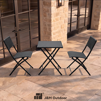 Ensemble de table et de chaises pliantes d'extérieur J&M Modern Iron & PE, 3 pièces, résistant aux intempéries, meubles de jardin, café