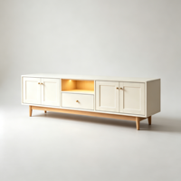 Meuble TV Minimaliste Mid-Century Personnalisé avec Portes à Panneaux Encastrés, Étagère Ouverte Éclairée, Boutons en Bois et Pieds Coniques pour Appartement