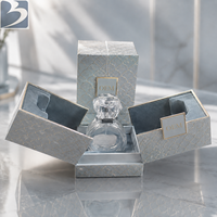 Coffret de luxe OEM pour flacon de parfum, en matériaux recyclés, avec dorure à chaud, emballage cadeau de Noël, boîte rigide en carton cube avec logo personnalisé