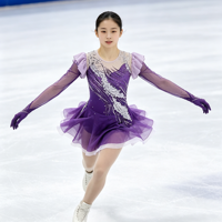Robe de patinage artistique violette pour enfants et adultes, en tissu maillé, à manches longues, avec strass et dos évidé, pour la compétition et les spectacles