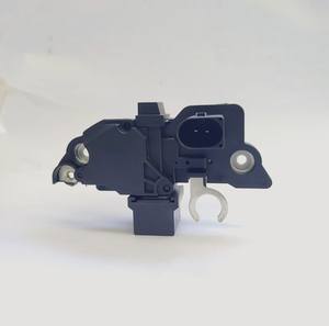 Regolatore per Generatore Automobilistico OLIVER IB225-12V F00M144136 0031542406 038903803E Made in China - Product Image 4
