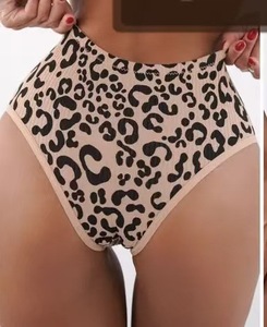 Nouvelles arrivées : Culottes pour femmes en tissu respirant et coton durable, imprimé zèbre et léopard, sans décoloration ni déformation après lavage - Product Image 6