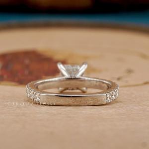 Anillos de diamantes de joyería fina con estilos clásicos y modernos diseñados con diamantes brillantes y exquisitos. - Product Image 3