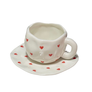Ensemble tasse et soucoupe en céramique sous glaçure 280 ml, design cœur irrégulier peint à la main, créatif et mignon, avec plateau à café - Product Image 1