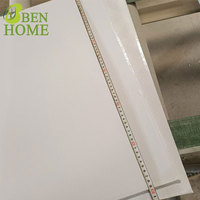 Panel de Techo Falso de PVC y Yeso Impermeable de 600*600 para Dormitorio, de Fábrica China