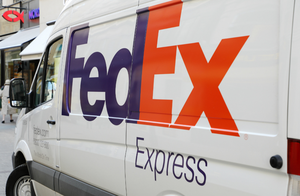 Agent FedEx Première Classe, nous expédions des marchandises standard, surdimensionnées et en surpoids vers des destinations dans le monde entier. - Product Image 2