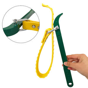 Outil automobile vert jaune réglable antidérapant avec sangle de filtre et clé - Product Image 1