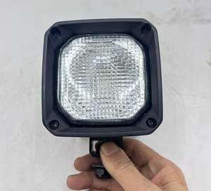 Conjunto de Faros Delanteros 2400101 2400102 para Excavadora, Piezas de Maquinaria de Ingeniería con 1 Año de Garantía, Hecho en China - Product Image 1