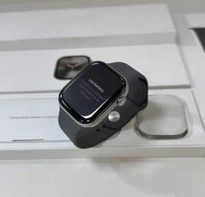 Apple <span class=keywords><strong>Watch</strong></span> S10 42mm Usato - Product Image 1