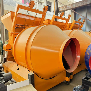 Nieuwe Jzc350 mobiele kleine automatische betonmixer met volledig klimmende trommel, motor, pomp en zelfladende functie, 20m³/uur productiecapaciteit. - Product Image 6