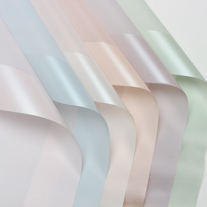 <span class=keywords><strong>Papel</strong></span> <span class=keywords><strong>de</strong></span> Envolver Flores Impermeable, <span class=keywords><strong>Papel</strong></span> <span class=keywords><strong>de</strong></span> Regalo con Diseño <span class=keywords><strong>de</strong></span> Ondas, <span class=keywords><strong>Papel</strong></span> <span class=keywords><strong>de</strong></span> Embalaje para Floristería, para Regalos, Bodas, Cumpleaños - Product Image 1