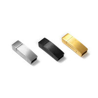 Composants de bijouterie OEM classiques avec logo personnalisé Fermoirs en métal Luxe Plaqué or Fibres fines Bracelet en cuir pour homme avec breloque