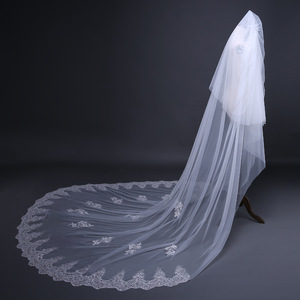 Voile de mariée style cathédrale Europe et Amérique, appliqué, avec traîne extra longue en dentelle et sequins - Product Image 6