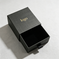 Boîte d'emballage de bijoux en carton rigide carré de luxe personnalisée avec tiroirs coulissants, finition mate artistique, options de logo personnalisé