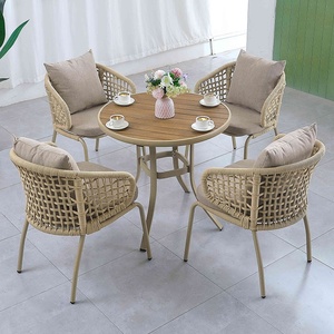 Porche En Plastique Bois Table Carrée 4 Places Chaises Meubles En Plein Air Jardin Corde En Aluminium Ensemble De Salle À Manger - Product Image 2