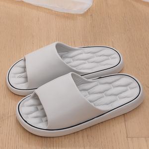 Sandalias Chanclas de Interior Más Vendidas - Ligeras, Acolchadas, Antideslizantes, Antiolor, Duraderas, de PVC de Alta Calidad para Verano - Product Image 4