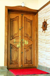 Panel de MDF de doble entrada de madera maciza tradicional, puerta principal Exterior moderna para villas, casas, apartamentos y hoteles, puertas listas para usar en China - Product Image 5