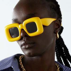 Lunettes de soleil carrées punk avec logo personnalisé, couleur bonbon, grande monture, UV400, pour femmes et hommes - Product Image 1