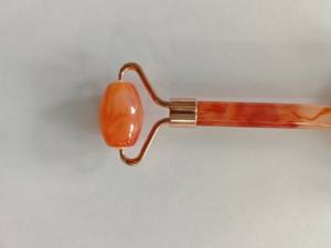 ลูกกลิ้งนวดหน้าคริสตัลธรรมชาติพร้อมกล่องลูกกลิ้งเรซิน - Product Image 3