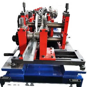 Nieuw Ontwerp Bouwmateriaal Cz Rolvormen Gording Machine Cz Rolvormen Machine C Gording Machine