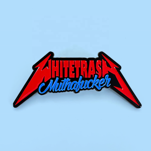 Tedarikçi toptan özel yüksek kaliteli <span class=keywords><strong>Metal</strong></span> emaye <span class=keywords><strong>Pin</strong></span> tabanca tabanca şekiller <span class=keywords><strong>Pin</strong></span> rozetleri özel tasarım kendi Logo yaka iğneler - Product Image 6