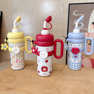 แก้วน้ำสแตนเลสเก็บความเย็น ขนาด 930 มล. พร้อมหลอดดูด ดีไซน์น่ารัก เหมาะสำหรับกาแฟเย็น มีหูจับ ขายส่ง - Product Image 2