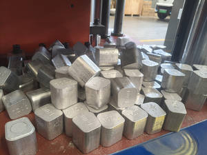 Hydraulische Presse YST 500 für Pulvermetallurgie 50 Tonnen Kraft Servosystem - Product Image 6