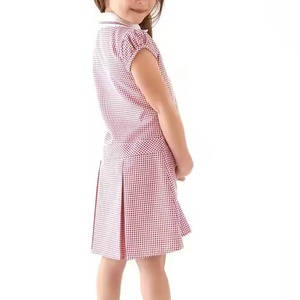 Vendita calda di nuove gonne a quadri rosse estive progettate su misura per le uniformi della scuola primaria - Product Image 2