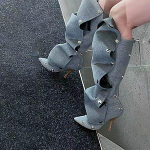 2024 bouton en métal épissé bottes en jean talons hauts chaussures à baril haut modèle bottes de mode - Product Image 2