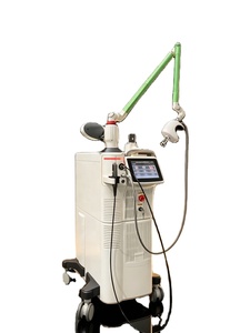 Nuevo Equipo de Belleza Fotone 4D Pro 2940 Er:Yag de Pulso Largo 1064 para el Cuidado de la Piel y Antienvejecimiento |   Reparación de Cicatrices |   Rejuvenecimiento Privado - Product Image 3