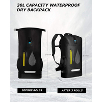 Muestra Gratuita: Mochila Impermeable de Cuero Genuino - Capacidad de 36-56L - Cierre de Cremallera y Broche - Acceso Rápido y Fácil para Dispositivos con Protección