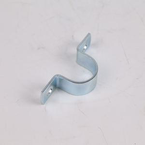 1-1/4 ''Vente en gros Support galvanisé <span class=keywords><strong>de</strong></span> sangle <span class=keywords><strong>de</strong></span> tuyau Selle en forme <span class=keywords><strong>de</strong></span> U pince oméga Petite sangle <span class=keywords><strong>de</strong></span> tube à deux trous pour tuyauterie en PVC - Product Image 2