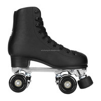 Chaussures de patin à roulettes noires classiques Patins Quad élégants pour les loisirs pour adultes