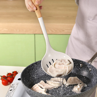 Manjia-Ensemble d'ustensiles de cuisine en silicone avec manche en bois résistant à la chaleur, ustensiles de cuisine antiadhésifs