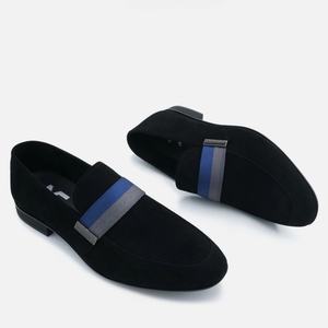 Chaussures Oxford en cuir véritable haut de gamme de style britannique pour hommes, à lacets, bout pointu, fabriquées à la main, imperméables, pour marié - Product Image 3