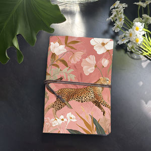 ए 6 हस्तनिर्मित नोटबुक मीठे वैलेंटाइन का दिन प्रेम पत्र और तेंदुए के फूलों के साथ स्मृति जोटिंग के लिए - Product Image 1