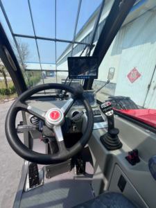 Bon marché Mini 3 tonnes 5 tonnes 4WD camion chargeur gestionnaire flèche <span class=keywords><strong>chariot</strong></span> <span class=keywords><strong>élévateur</strong></span> télescopique télescopique <span class=keywords><strong>Manitou</strong></span> avec <span class=keywords><strong>godet</strong></span> à vendre - Product Image 4