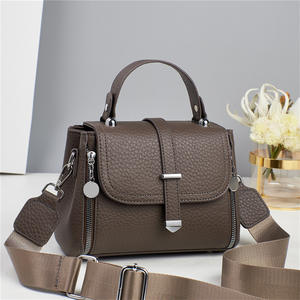 Sac bandoulière/crossbody homme en PU motif autruche petit carré, collection automne 2025 – Tendance urbaine, polyvalent et mode de niche - Product Image 5