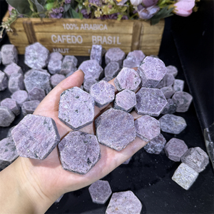 Cristal Hexagonal de Corindón Rubí Natural <span class=keywords><strong>en</strong></span> <span class=keywords><strong>Bruto</strong></span>, Fragmento de Geoda de Cristal Mineral, Espécimen Metafísico para Exhibición, Venta al por Mayor a Granel - Product Image 2