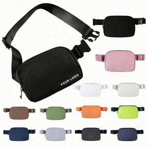 Riñonera de Nylon al por Mayor con Logotipo Personalizado, Riñonera Impermeable a la Moda con Cinturón Ajustable y Cremallera, Bolsa Casual para Viajes y Deportes - Product Image 1